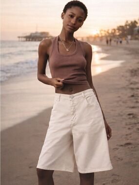 Pilcro Mid-Rise Classic Bermuda Shorts Anthropologie Neutral Size 31 NWT